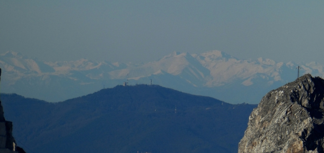 Alpi marittime dall''Elba! Monviso!?!    No, Pizzo d''Ormea